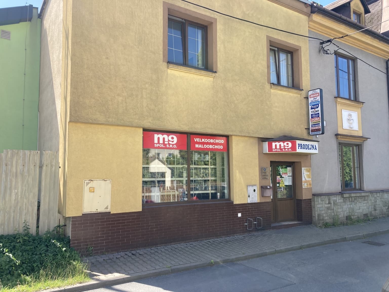 Prodejna M-9 Třinec